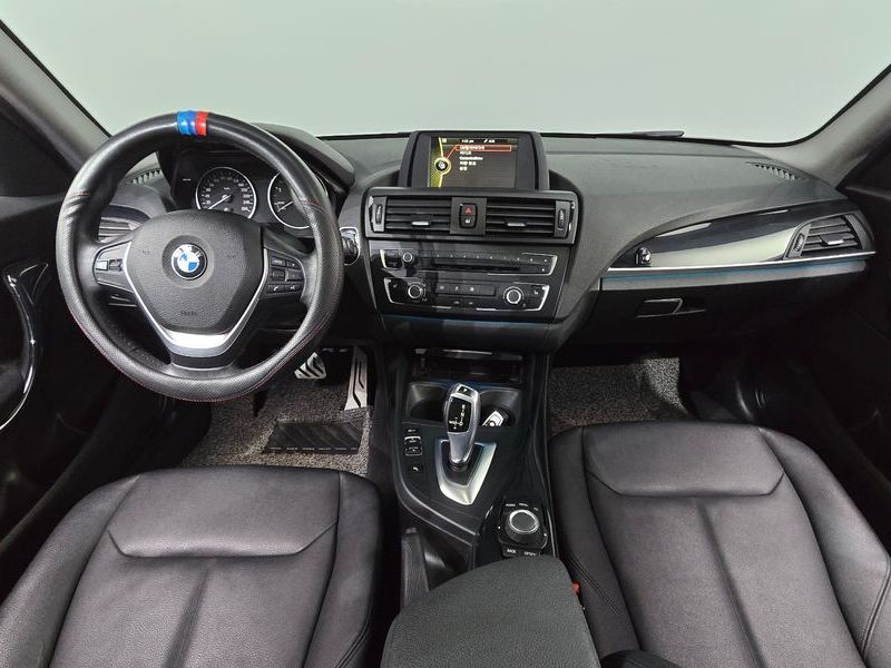 2014 BMW 1 Series 118d Urban 5Dr photo 7