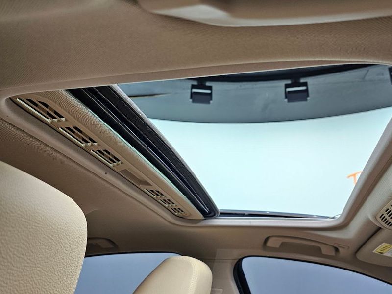 2015 BMW 3 Series 320d photo 17