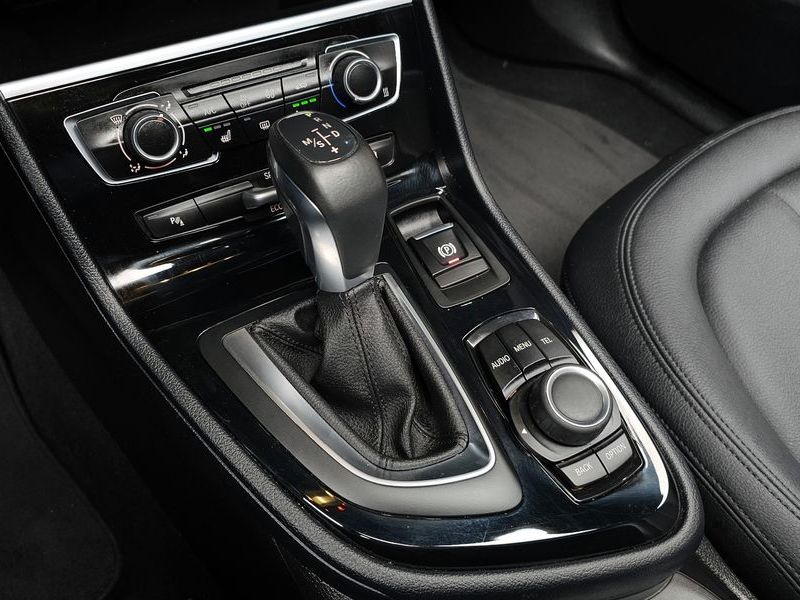 2016 BMW 2 Series Joy photo 9