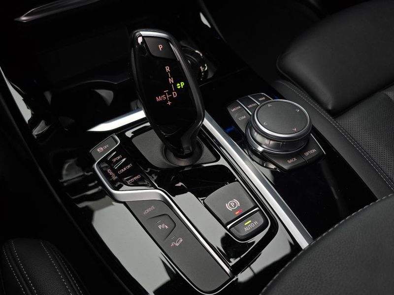 2021 BMW X3 xDrive 30e M sports Online Exclusive Edition photo 9