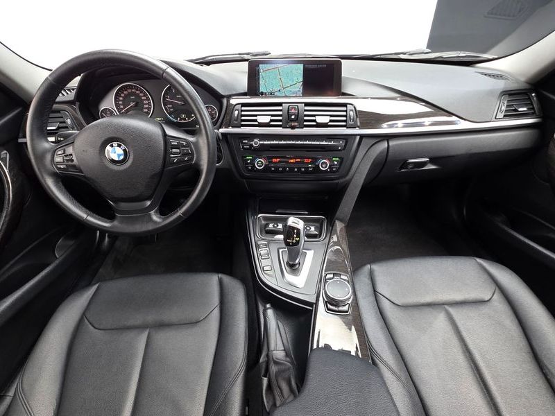 2015 BMW 3 Series 320d photo 7