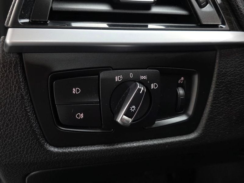 2015 BMW 3 Series 320d photo 20