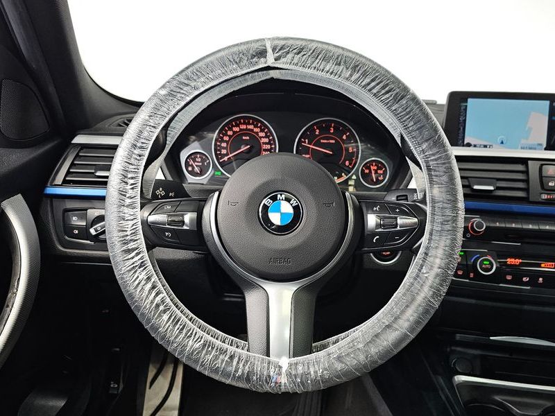 2014 BMW 3 Series 320d Touring M Performence photo 13