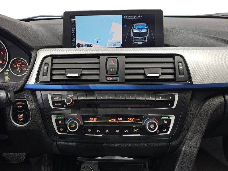 2014 BMW 3 Series 320d Touring M Performence photo 14
