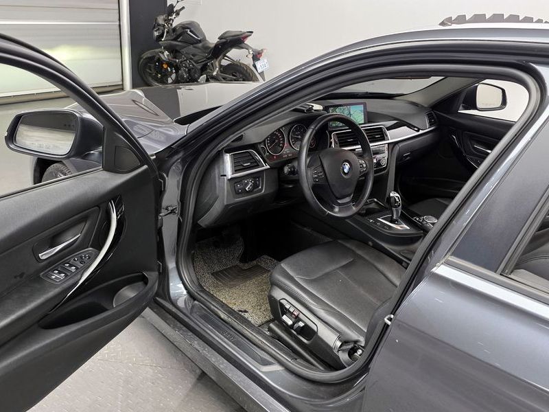 2016 BMW 3 Series 320d photo 10