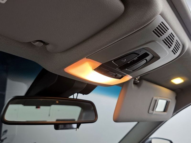 2016 BMW 3 Series 320d photo 20