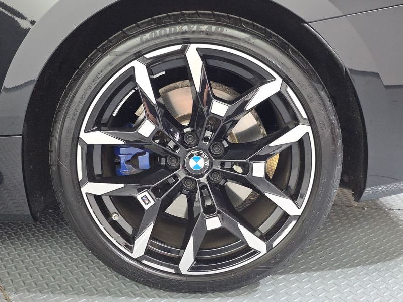 2025 BMW 4 Series 420i M Sport Convertible photo 21