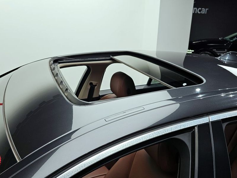 2015 BMW 5 Series 520d xDrive photo 16