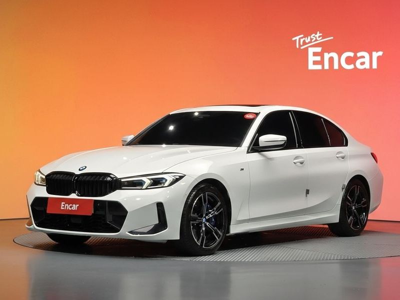 2023 BMW 3 Series 320i M Sport photo 1