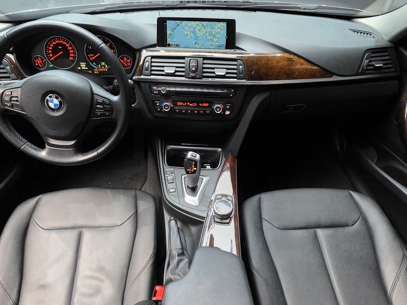 2014 BMW 3 Series 320d xDrive photo 7