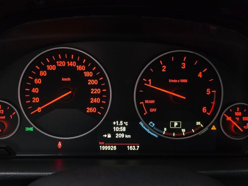 2014 BMW 3 Series 320d xDrive photo 8