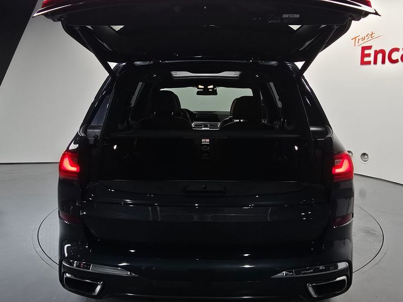2021 BMW X7 xDrive 40d M Sport 6STR photo 28
