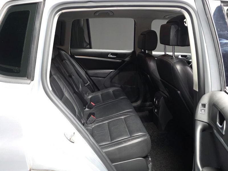 2016 Volkswagen Tiguan 2.0 TDI Comfort 5N photo 12