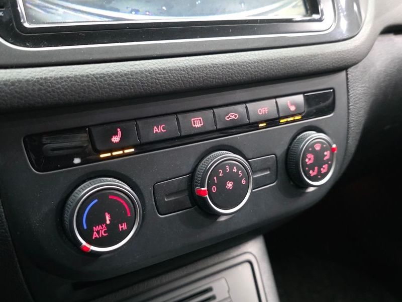 2016 Volkswagen Tiguan 2.0 TDI Comfort 5N photo 17