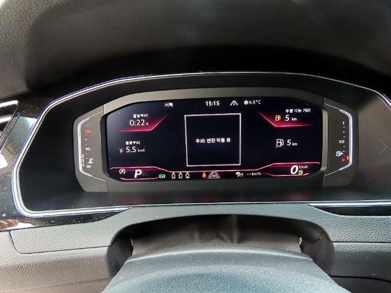 2021 Volkswagen Passat 2.0 TDI 4Motion Prestige photo 9