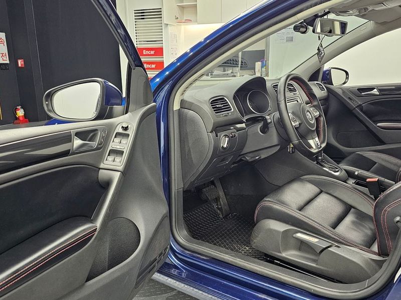 2012 Volkswagen Golf 1.4 TSI photo 11