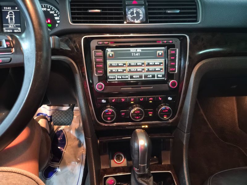 2015 Volkswagen Passat 2.0 TDI B7 photo 12