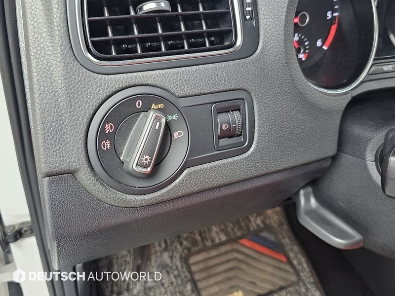 2016 Volkswagen Polo 1.4 TDI R-Line 5th photo 17