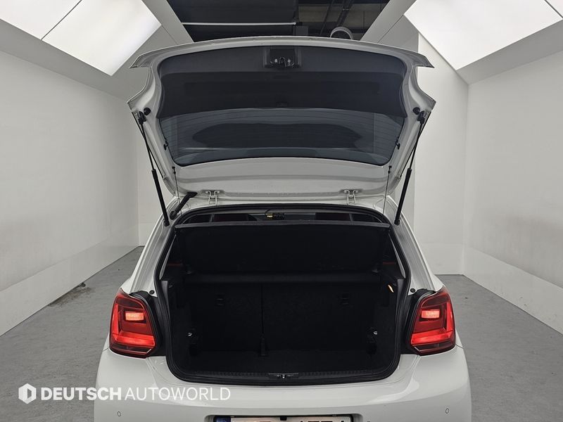 2016 Volkswagen Polo 1.4 TDI R-Line 5th photo 20