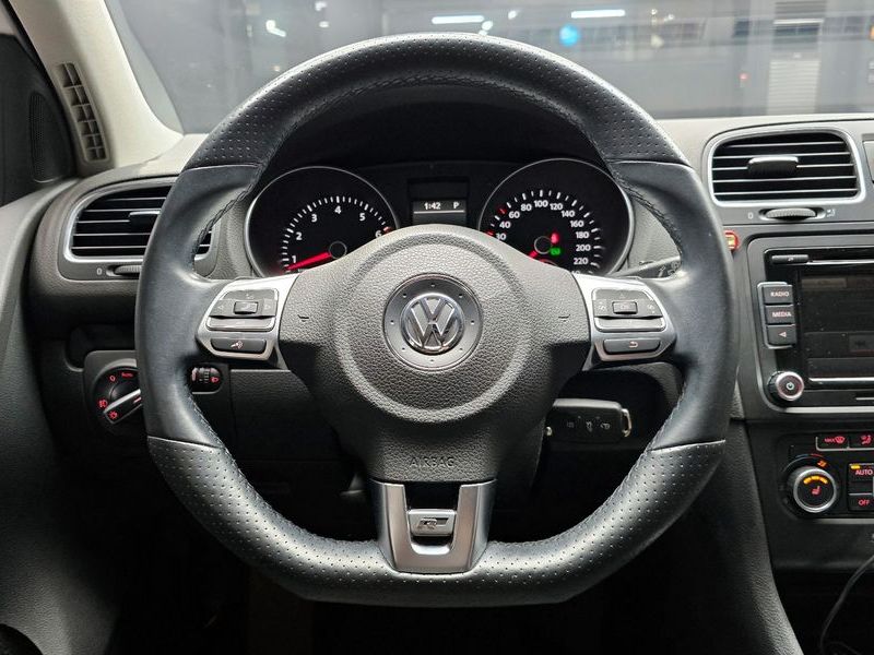 2012 Volkswagen Golf 1.4 TSI photo 13