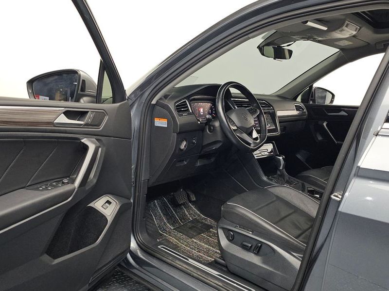2022 Volkswagen Tiguan 2.0 TSI Prestige photo 10