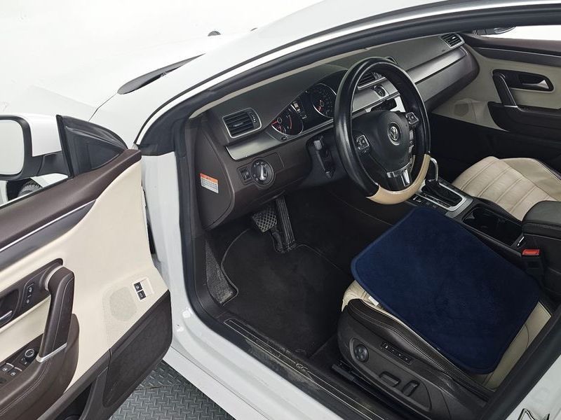 2016 Volkswagen New CC 2.0 TDI BlueMotion photo 10
