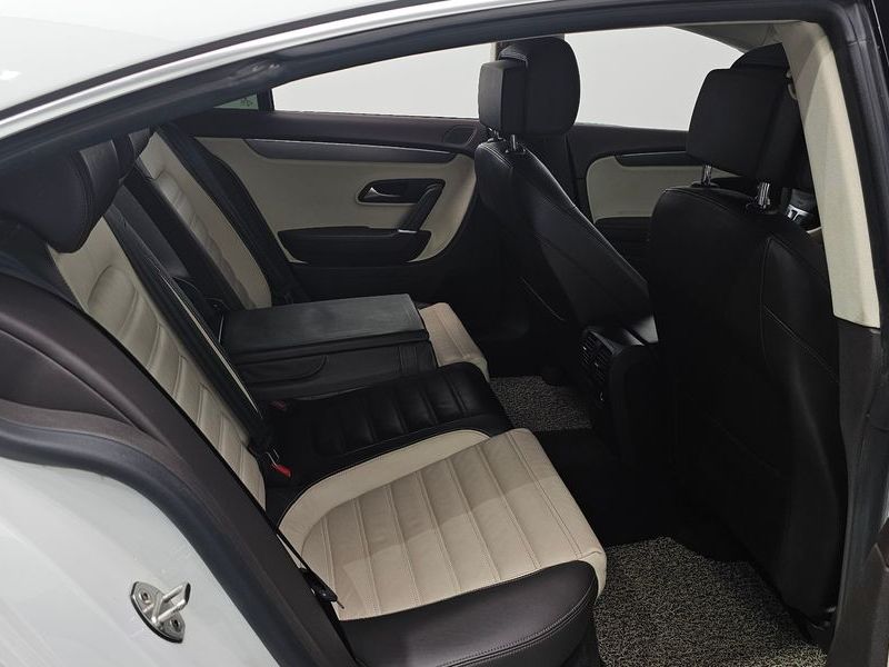 2016 Volkswagen New CC 2.0 TDI BlueMotion photo 12
