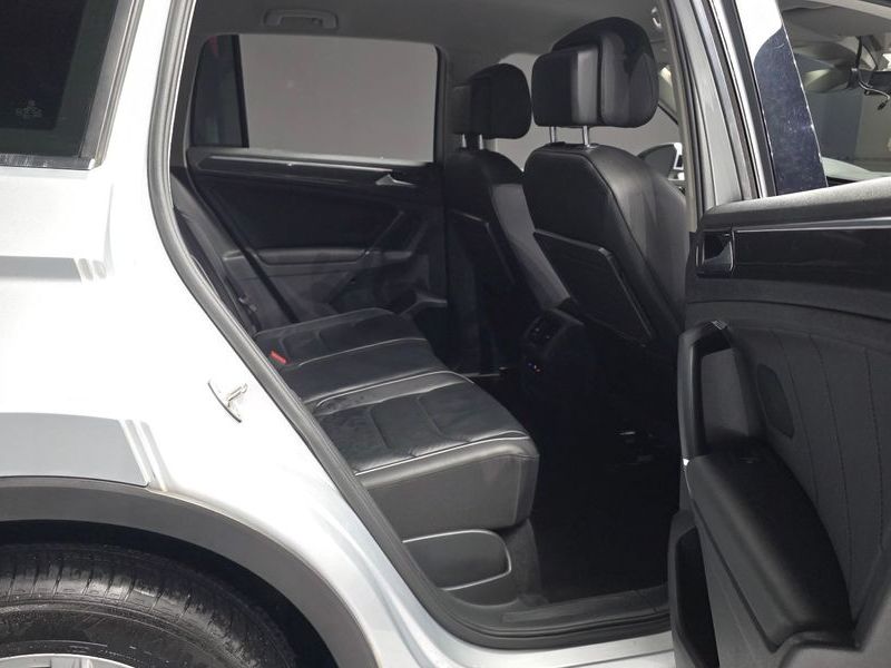 2018 Volkswagen Tiguan 2.0 TDI Premium photo 12