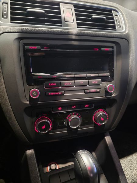 2013 Volkswagen Jetta 1.6 TDI Blue Motion 6th photo 12