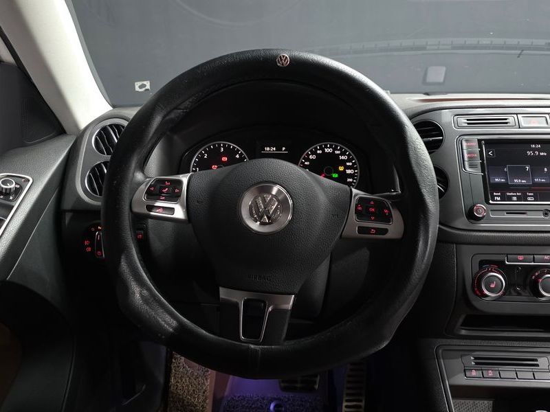 2012 Volkswagen Tiguan 2.0 TDI Comfort 5N photo 13