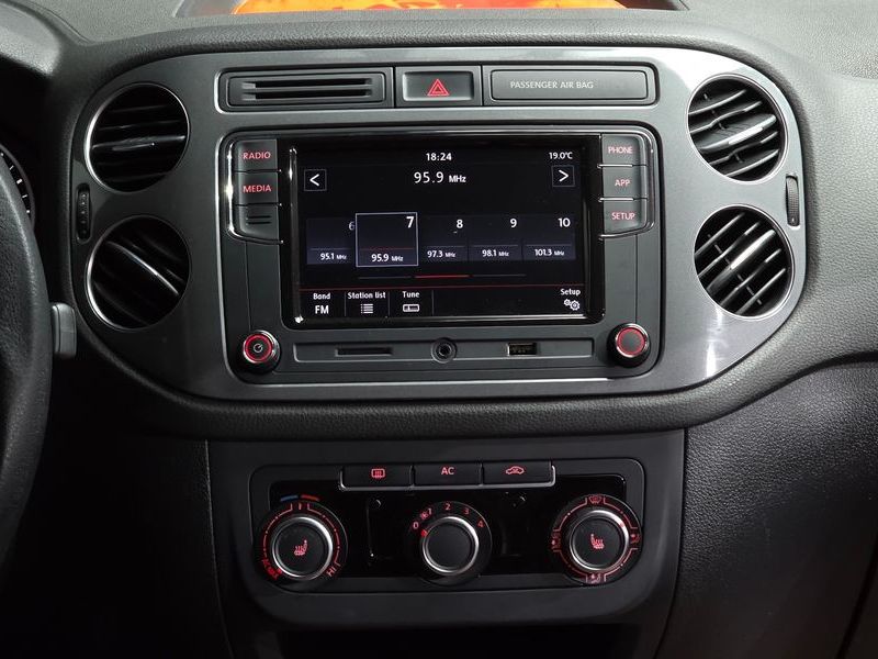 2012 Volkswagen Tiguan 2.0 TDI Comfort 5N photo 14