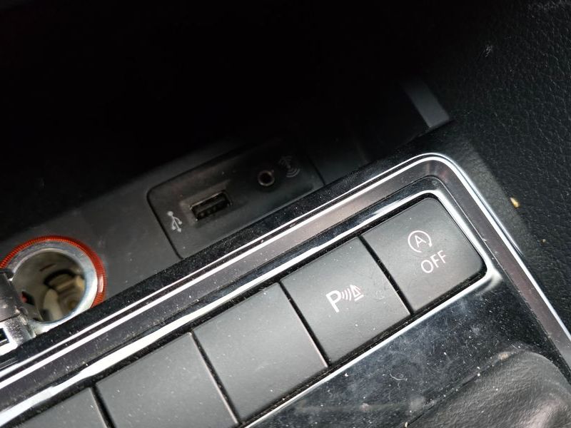 2016 Volkswagen Jetta 2.0 TDI BlueMotion 6th photo 16