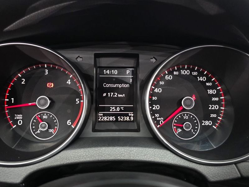 2012 Volkswagen Golf 2.0 GTD photo 8