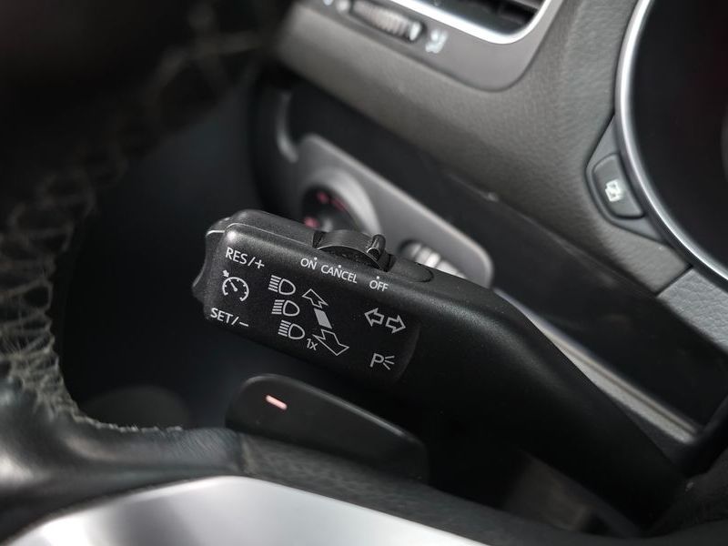 2012 Volkswagen Golf 2.0 GTD photo 18
