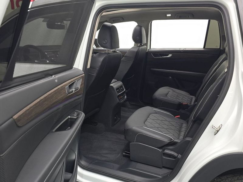 2025 Volkswagen 아틀라스 2.0 TSI R-LINE 6-Seater photo 12