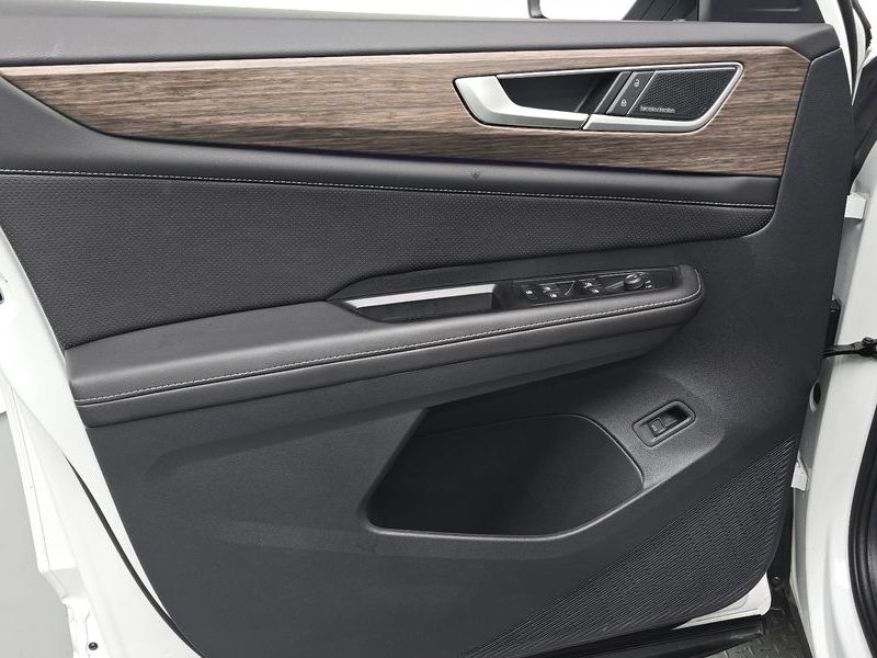 2025 Volkswagen 아틀라스 2.0 TSI R-LINE 6-Seater photo 24