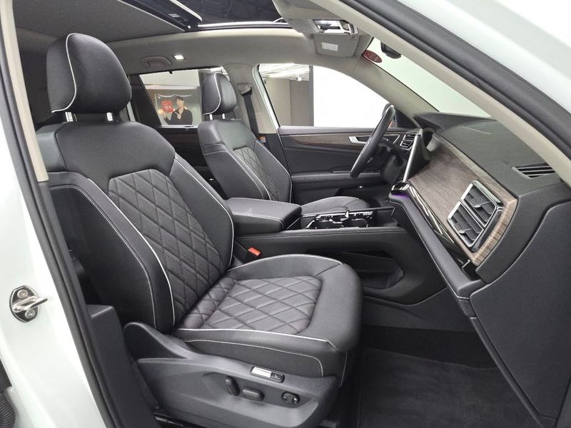 2025 Volkswagen 아틀라스 2.0 TSI R-LINE 6-Seater photo 26
