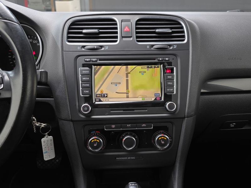 2013 Volkswagen Golf 1.6 TDI Blue Motion StyleEdition photo 16