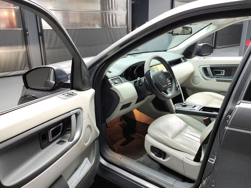 2019 Land Rover Discovery Sport 2.0 TD4 SE (150PS) photo 10