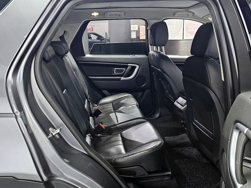 2018 Land Rover Discovery Sport 2.0 TD4 SE (150PS) photo 12
