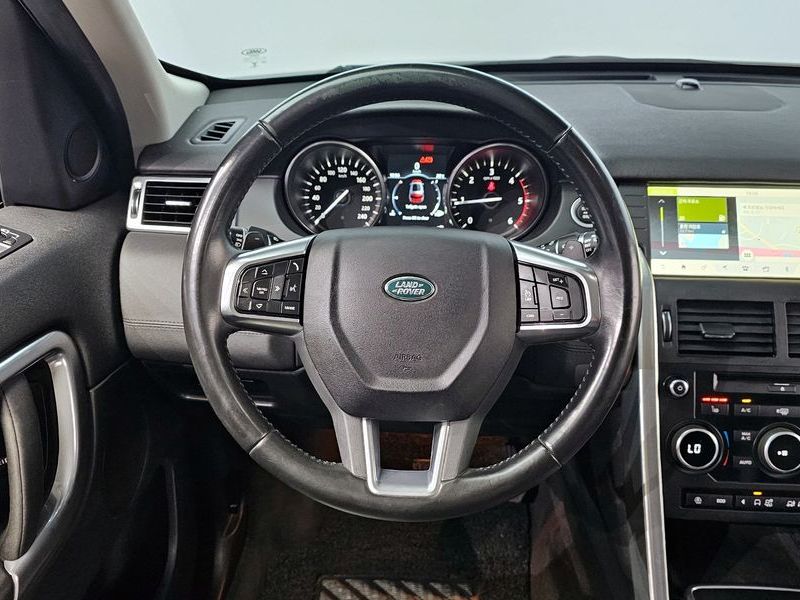 2018 Land Rover Discovery Sport 2.0 TD4 SE (150PS) photo 13