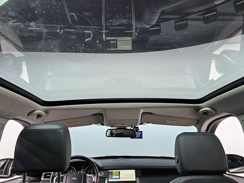 2018 Land Rover Discovery Sport 2.0 TD4 SE (150PS) photo 19