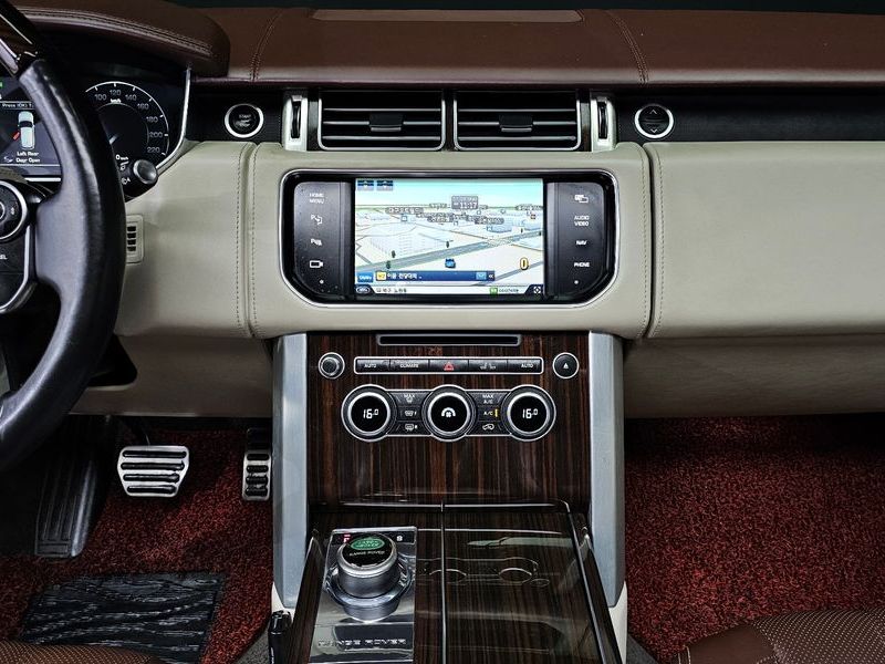 2015 Land Rover Range Rover 4.4 SDV8 AB DIESEL photo 16