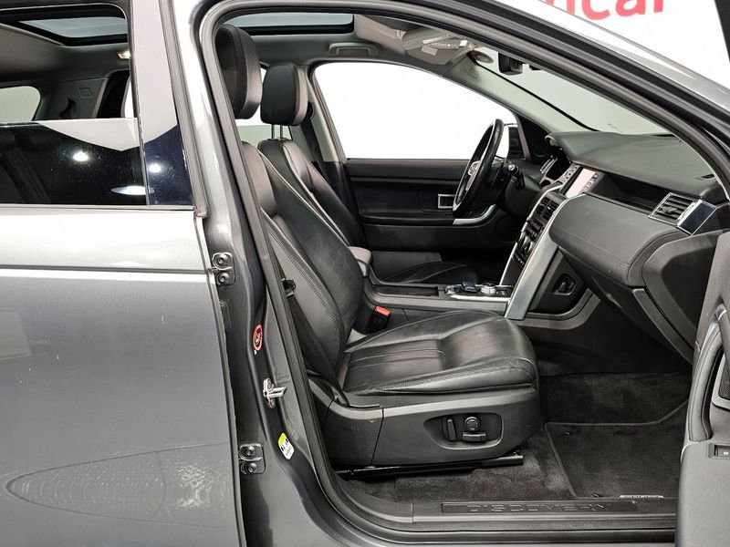 2016 Land Rover Discovery Sport 2.0 TD4 SE photo 10