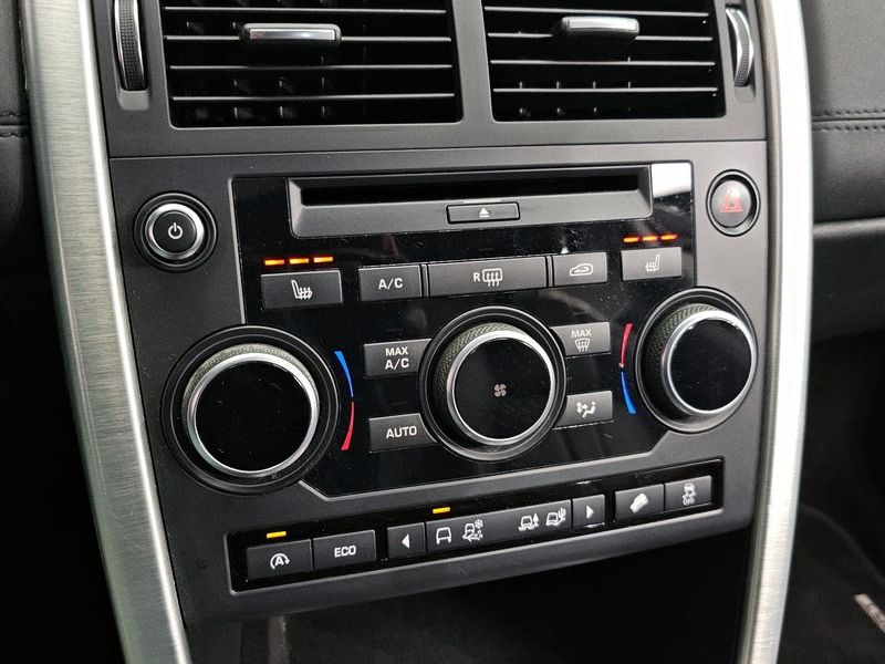 2016 Land Rover Discovery Sport 2.0 TD4 SE photo 20