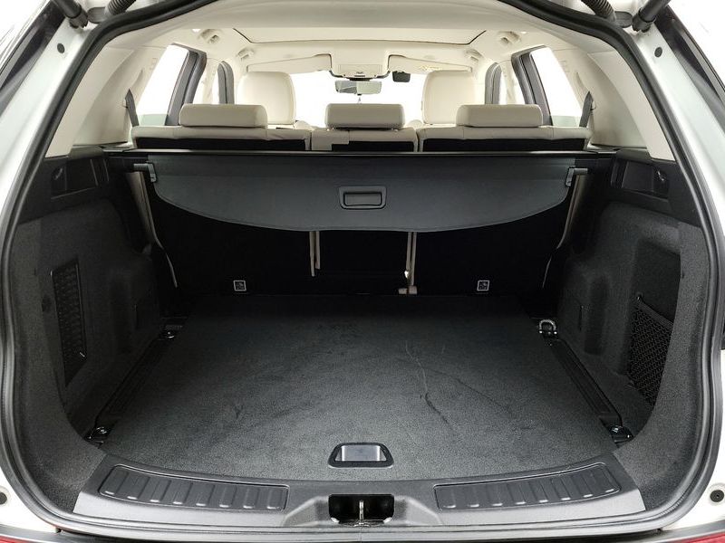 2021 Land Rover Discovery Sport P250 SE photo 20