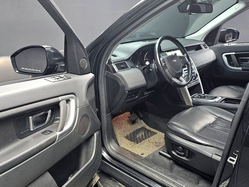 2018 Land Rover Discovery Sport 2.0 TD4 SE (150PS) photo 11