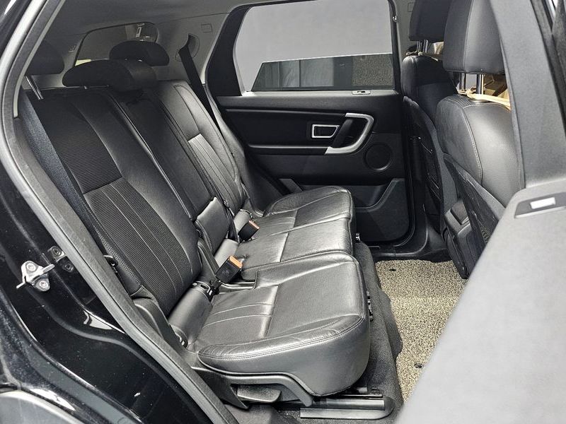 2018 Land Rover Discovery Sport 2.0 TD4 SE (150PS) photo 12