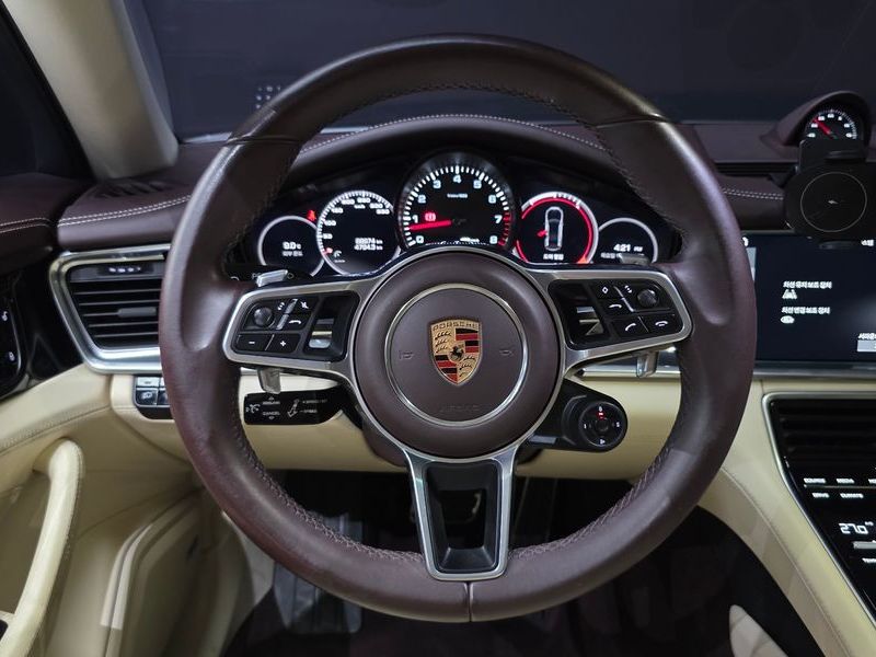 2017 Porsche Panamera 2.9 4S photo 13