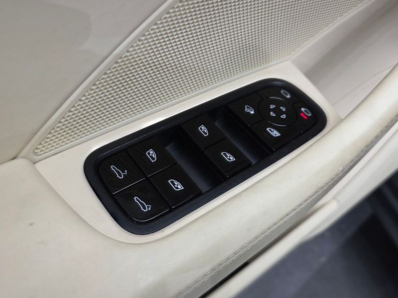 2017 Porsche Panamera 2.9 4S photo 14
